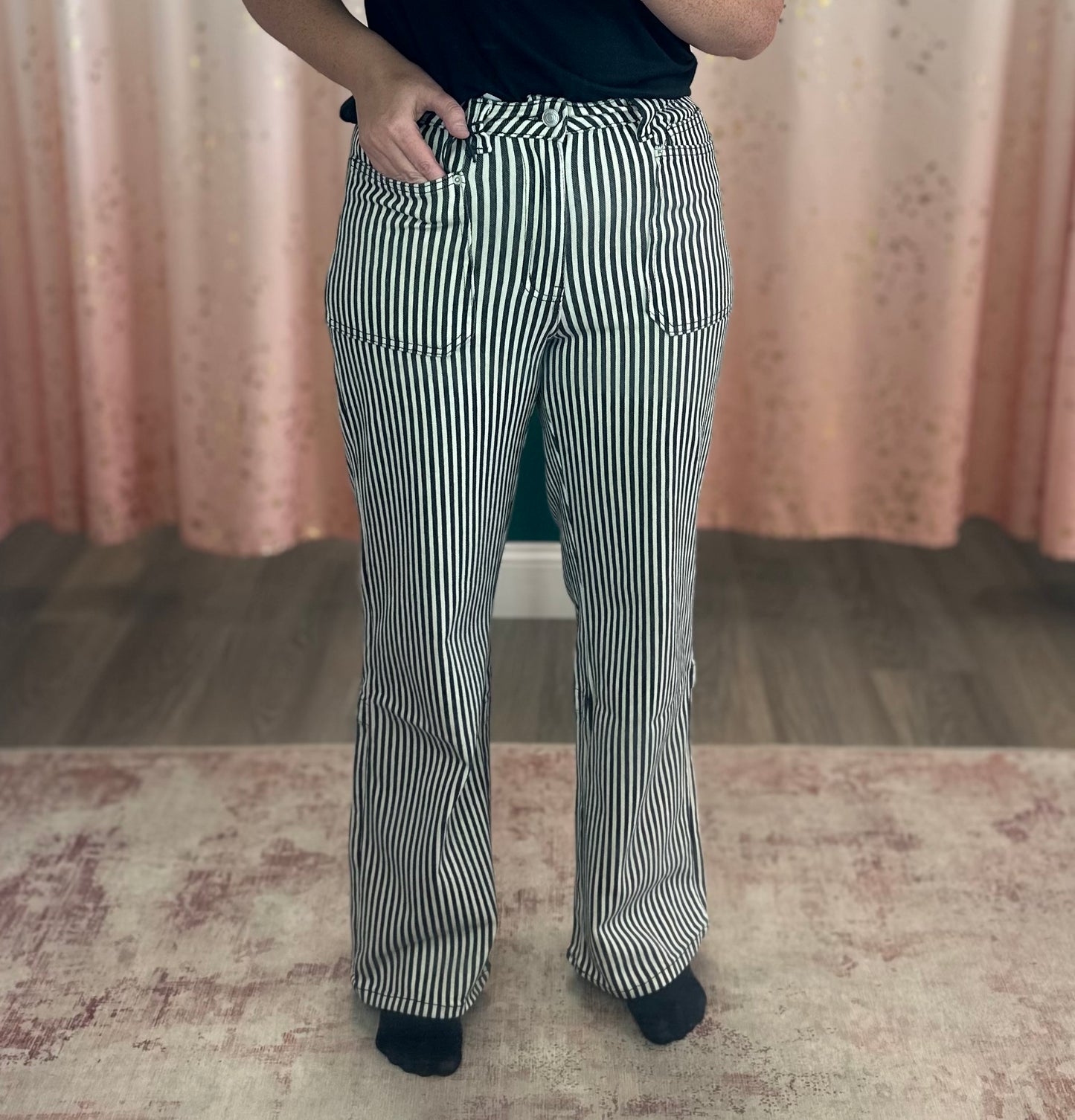 Fine Line Jeans