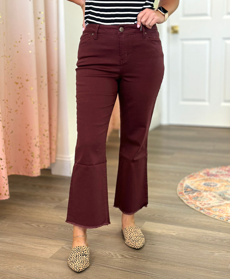 1822 Rumba Red Cropped Denim