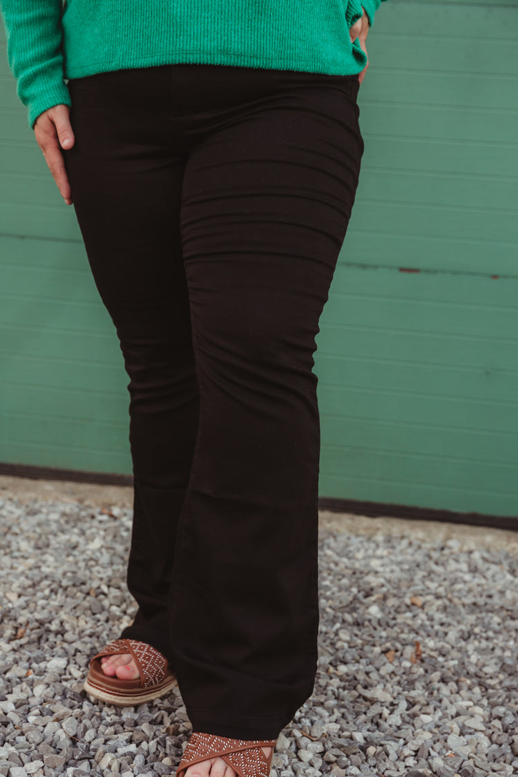 1822 Better Butter Black Jeans